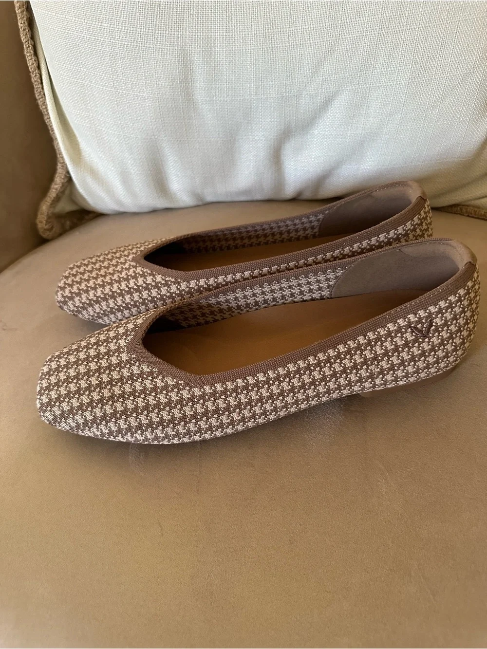 VIVAIA Round-Toe Flats (Claire) NWOB